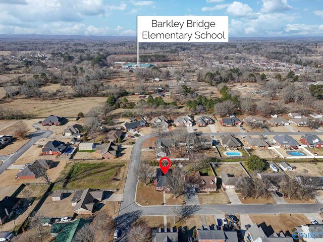 2209 Springdale Drive SW, Hartselle, AL 35640