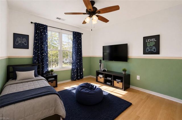725 Beach RD, Hampton, VA 23664