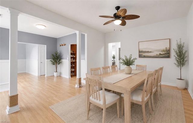 725 Beach RD, Hampton, VA 23664
