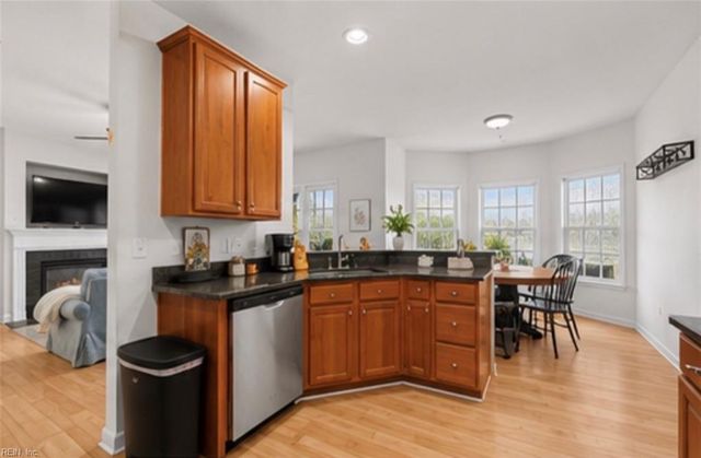 725 Beach RD, Hampton, VA 23664