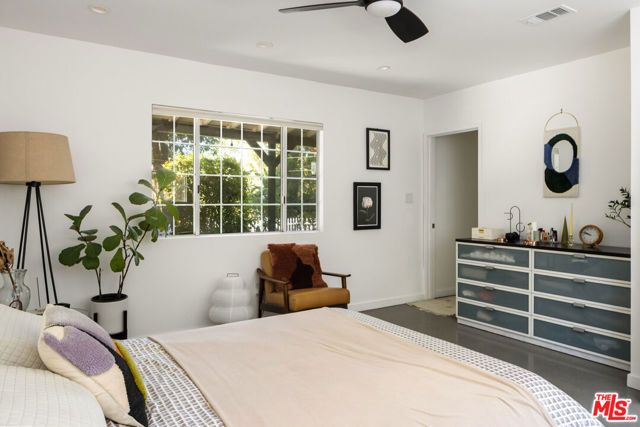 7815 Denivelle Road, Sunland (los Angeles), CA 91040