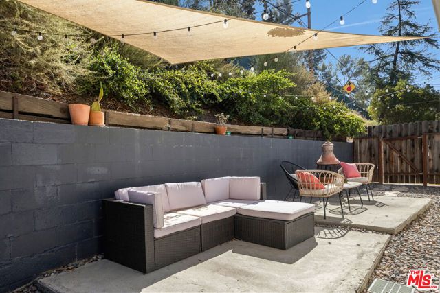 7815 Denivelle Road, Sunland (los Angeles), CA 91040