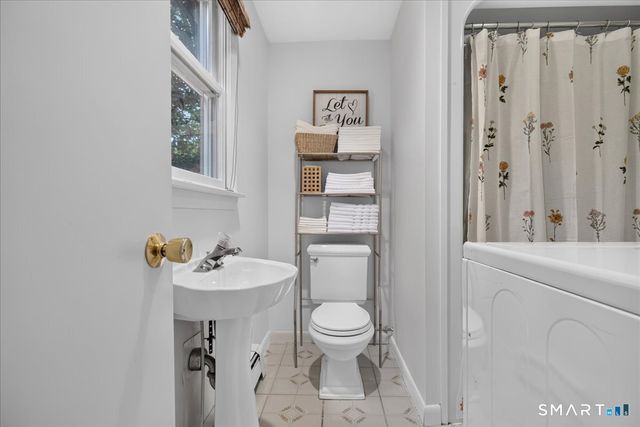 96 Van Street, Stratford, CT 06614