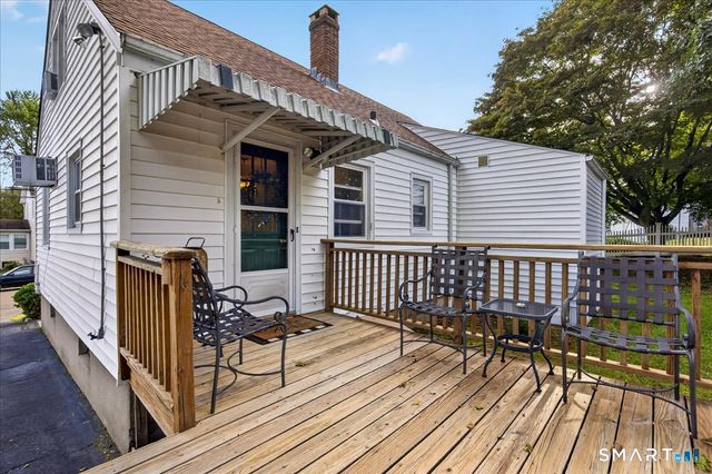 96 Van Street, Stratford, CT 06614