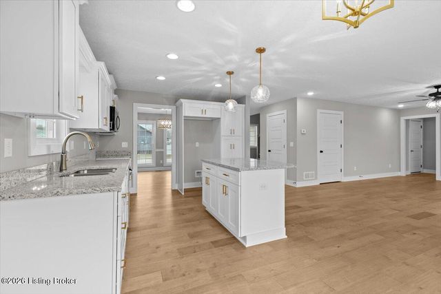 605 Ashwood Ave, Elizabethtown, KY 42701