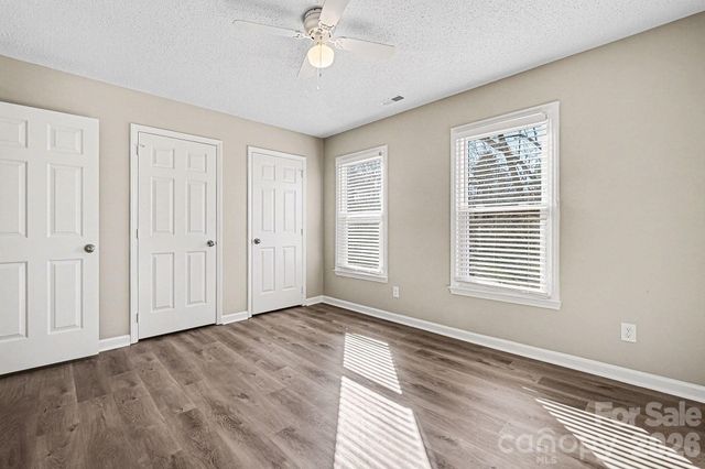 7208 Insdale Court, Charlotte, NC 28269