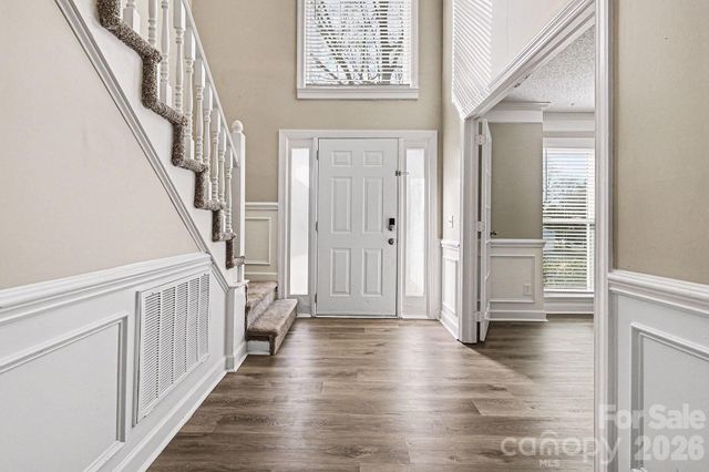 7208 Insdale Court, Charlotte, NC 28269