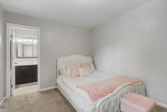 94 Madison CHSE, Hampton, VA 23666