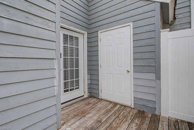94 Madison CHSE, Hampton, VA 23666
