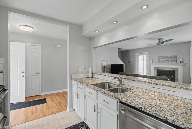 94 Madison CHSE, Hampton, VA 23666