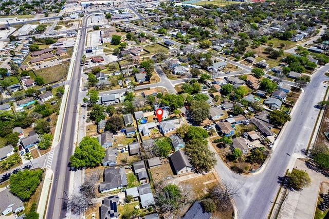 417 Fairmont Dr, Corpus Christi, TX 78408