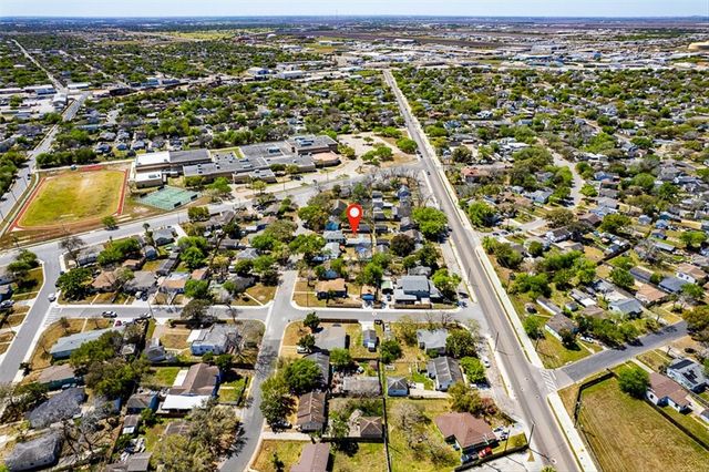 417 Fairmont Dr, Corpus Christi, TX 78408