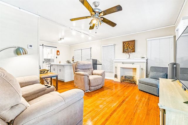 417 Fairmont Dr, Corpus Christi, TX 78408