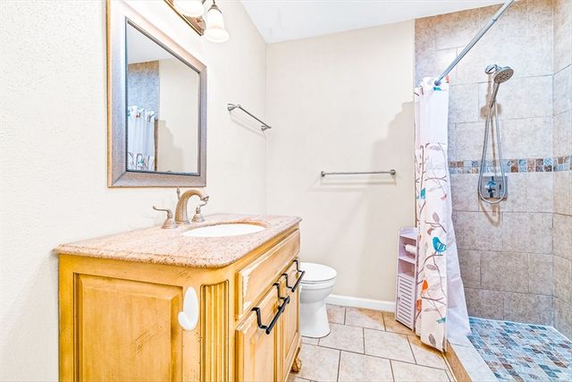 417 Fairmont Dr, Corpus Christi, TX 78408