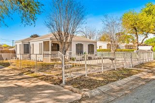 417 Fairmont Dr, Corpus Christi, TX 78408