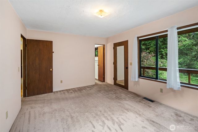 7264 NE Little Harbor Lane, Bainbridge Island, WA 98110