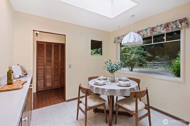 7264 NE Little Harbor Lane, Bainbridge Island, WA 98110