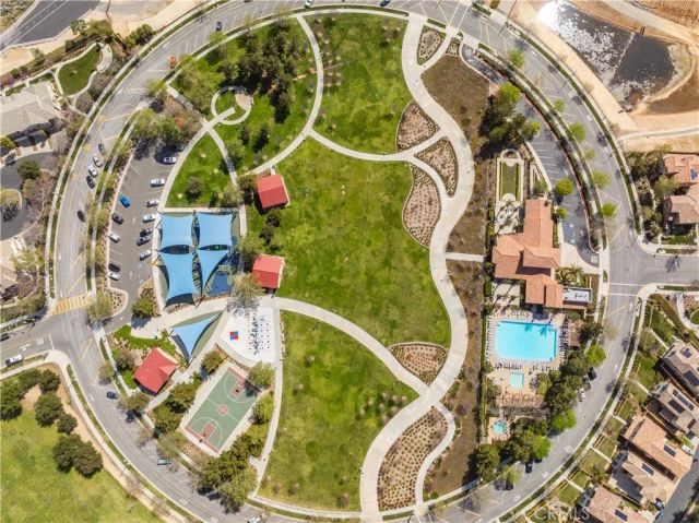 28744 Jardineras, Valencia, CA 91354