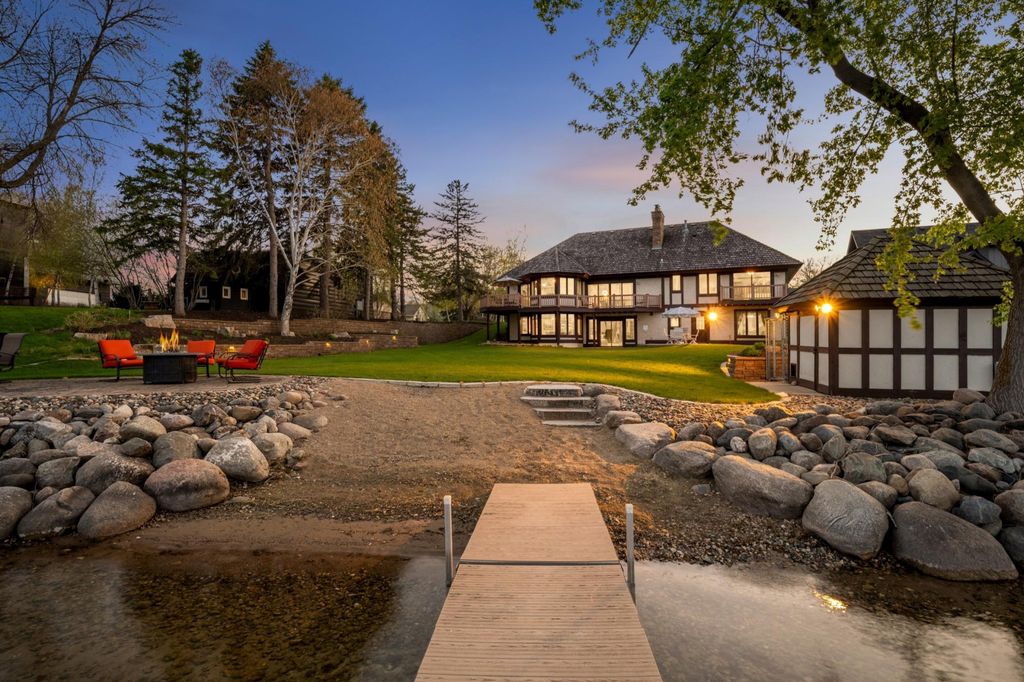 15283 Edgewater Circle NE, Prior Lake, MN 55372 — exterior