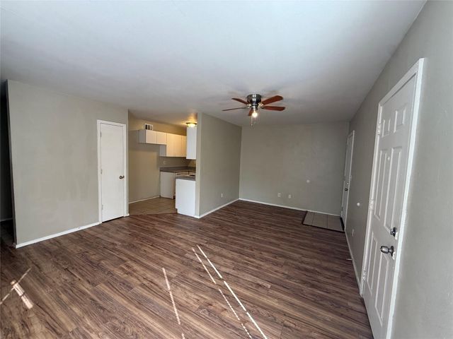 4714 Oleander Street D, Bacliff, TX 77518