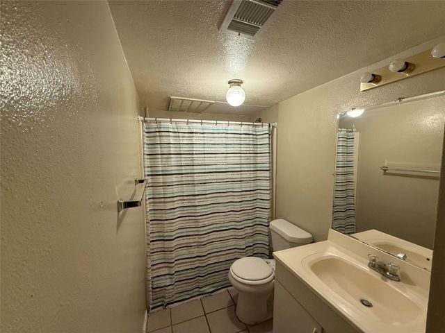 4714 Oleander Street D, Bacliff, TX 77518