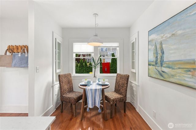 15 Orchard Road, Tacoma, WA 98406