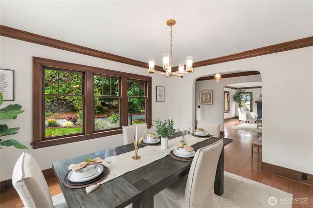 15 Orchard Road, Tacoma, WA 98406