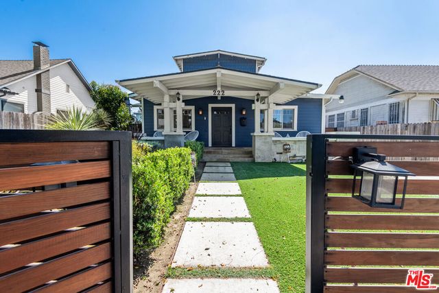 222 N St Andrews Place, Los Angeles, CA 90004