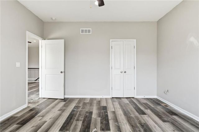 21806 Massa Circle, Peculiar, MO 64078
