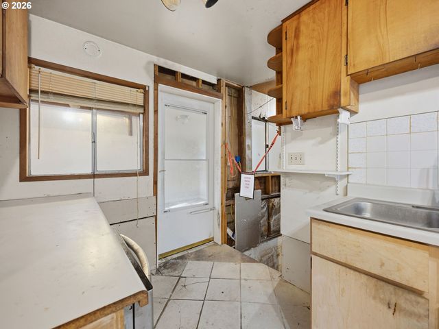 6629 Se 64TH Ave, Portland, OR 97206