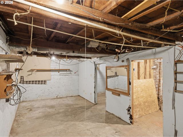 6629 Se 64TH Ave, Portland, OR 97206