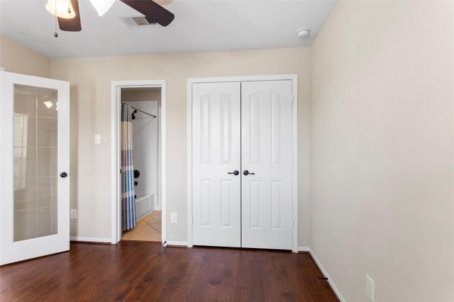 4031 Conifer Drive, Dickinson, TX 77539