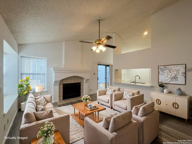 10207 Raven Field, San Antonio, TX 78245