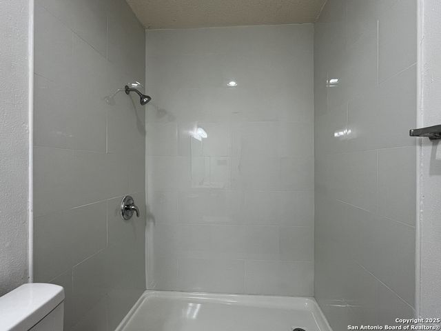 10207 Raven Field, San Antonio, TX 78245