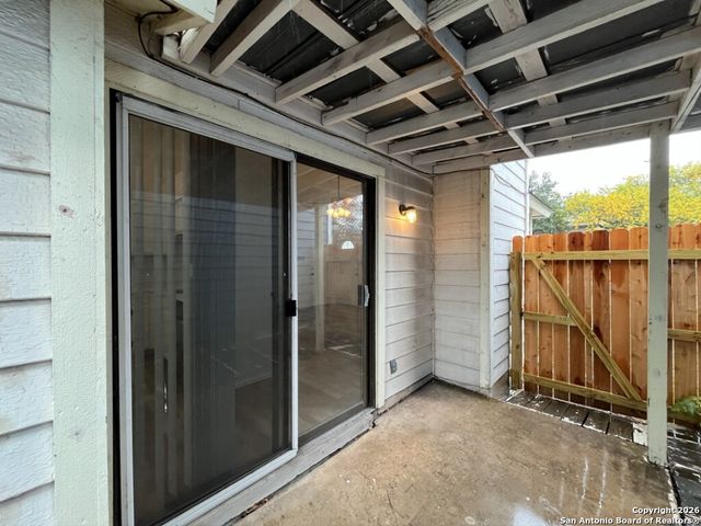 10207 Raven Field, San Antonio, TX 78245