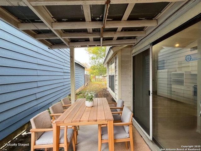 10207 Raven Field, San Antonio, TX 78245