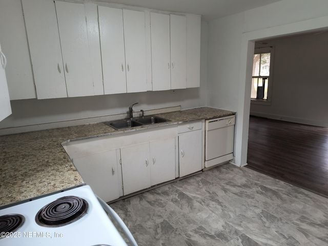 524 ST CLAIR Street, Starke, FL 32091