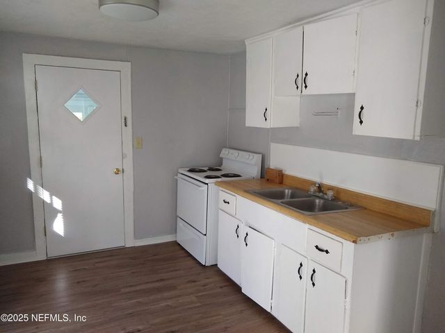 524 ST CLAIR Street, Starke, FL 32091
