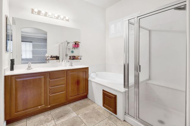 5640 Northborough Dr, Sacramento, CA 95835