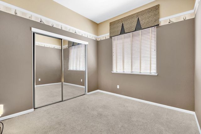 5640 Northborough Dr, Sacramento, CA 95835