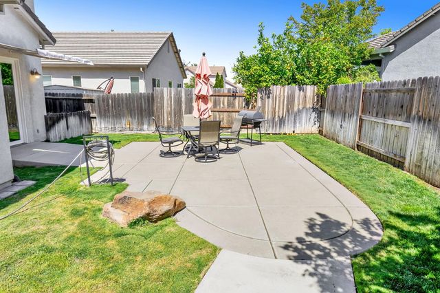 5640 Northborough Dr, Sacramento, CA 95835