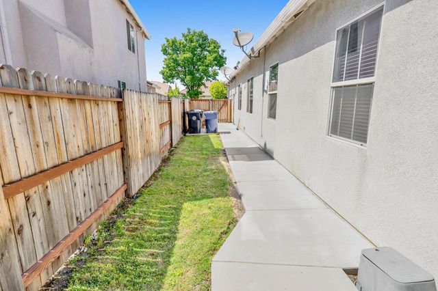 5640 Northborough Dr, Sacramento, CA 95835