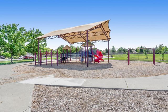 5640 Northborough Dr, Sacramento, CA 95835