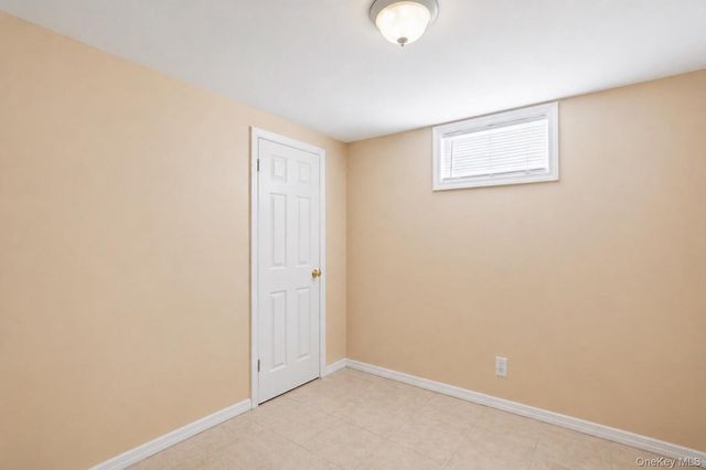 52 William Street, Brentwood, NY 11717