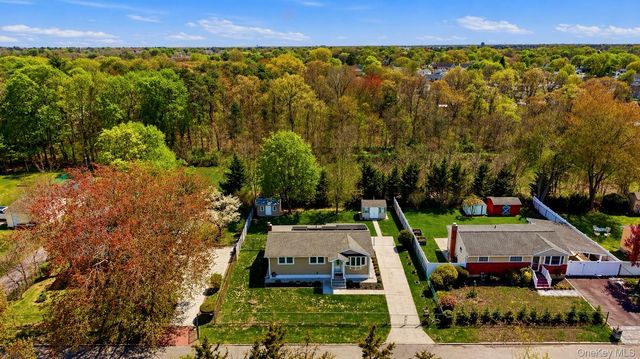 52 William Street, Brentwood, NY 11717