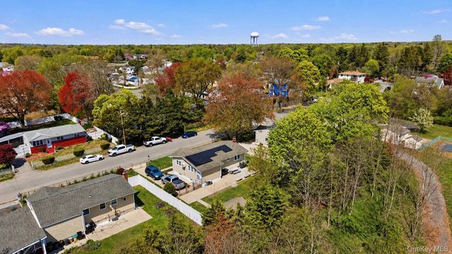 52 William Street, Brentwood, NY 11717