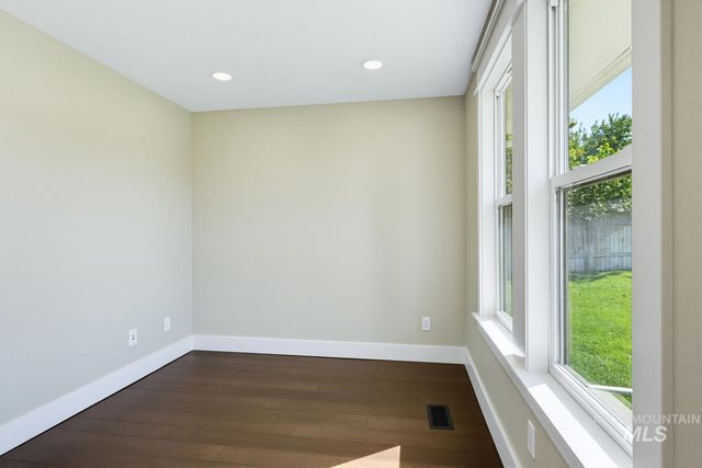 11253 Meadowbrook Dr, Nampa, ID 83686