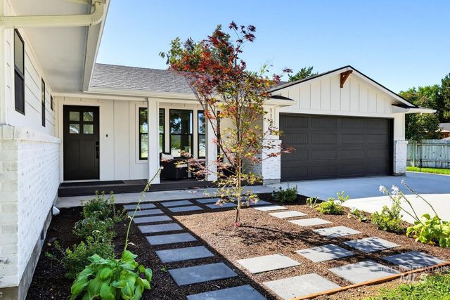 11253 Meadowbrook Dr, Nampa, ID 83686