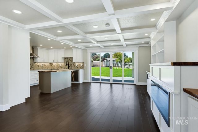 11253 Meadowbrook Dr, Nampa, ID 83686