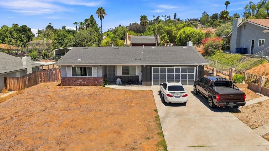 1572 Hidden Mesa Road, El Cajon, CA 92019 — exterior